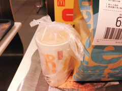 -麦当劳(汉口火车站候车室店)