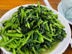 -芦茨金富饭庄·25年老字号·专做稻草鸡