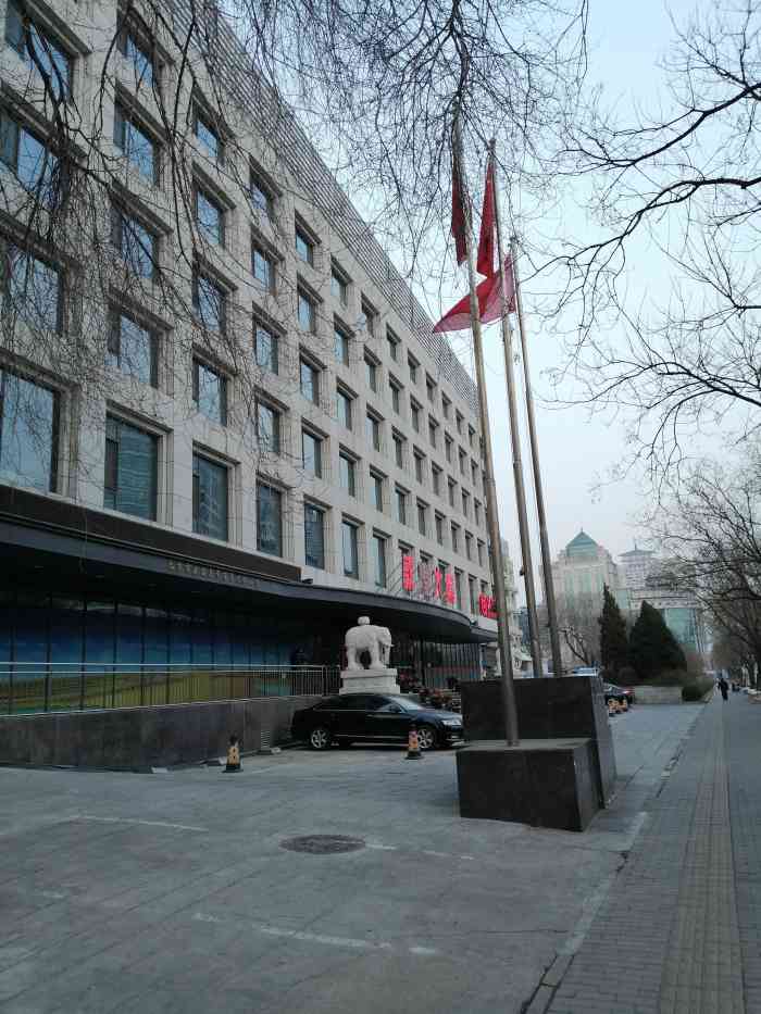 敦煌大厦酒店-"位置环境都不错,但是隔音效果不好,晚上隔.