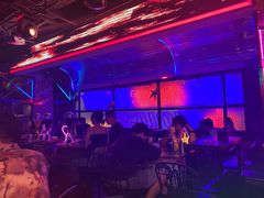 -UP嘻哈酒吧(粉巢店)