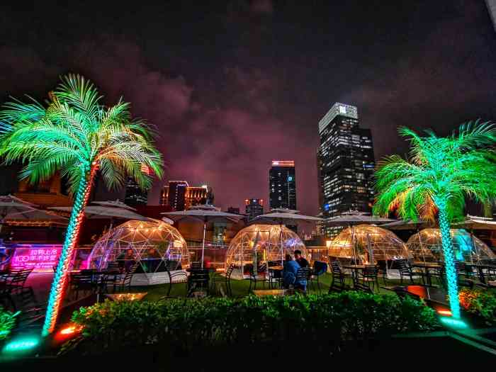 酌情音乐酒吧hangoverclub-"能看见静安的整个夜景,觉得很赞环境: .