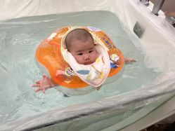 -爱婴室(上海浦建路店)