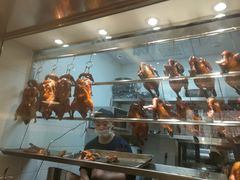 面包甜点陈列柜-魏记烧味饭