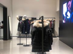 -Canada Goose加拿大鹅(沈阳万象城店)