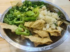 -柳州肥姨妈大骨螺蛳粉(东靖路店)