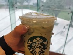 -星巴克(郑州曼哈顿广场店)