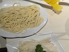 -思阁炭香火锅(学伟鑫城总店)