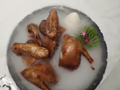 招牌玻璃乳鸽-3号仓库·创意中国菜(新世界城店)