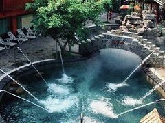 -九曲湾度假村温泉