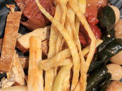 辣卤素拼-嘎嘎鸭脑壳(蜀汉路店)