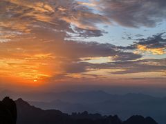 -光明顶山庄