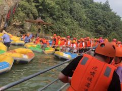 -虎啸峡漂流