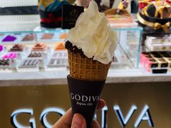 白巧冰淇淋-GODIVA(港汇恒隆广场)
