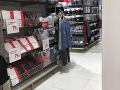 -优衣库(重庆沙坪坝印象汇店)