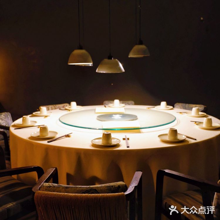 三清潭烧鹅果然不是盖的!