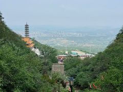 -鸡鸣山旅游风景区