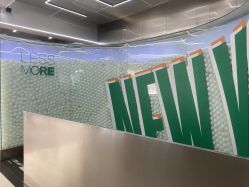 -LESSMORE科技头皮理容中心