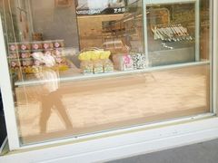 -好利来(高新枫叶广场店)