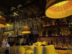 -城墙外BAR