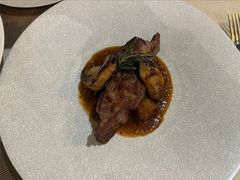 碳烤伊比利亚猪颈肉与苹果-BONAZZA 意大利餐厅