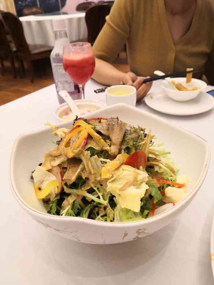 香山湖百宴楼(浦珠北路店)-"这家餐厅公司貌似不少连锁店,每家都是
