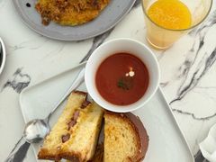 -The Sunny Side Cafe Station 1