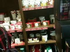 -星巴克(杭州西湖银泰1F店)