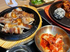 -绣旻烤肉吧(总店)