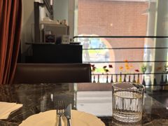 -LESCEDARS Brasserie Bistro香柏树