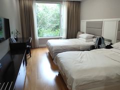 -上海怡沁园度假酒店