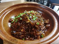 -有红鸡毛店·川菜(建设路店)