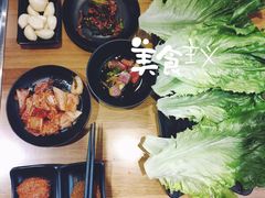 -肉甲韩国木炭烤肉(新壹街1店)