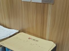 -上海仁爱医院口腔科 · 种植