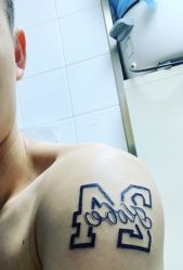 点击看大图 -729CLUB美式风格纹身店