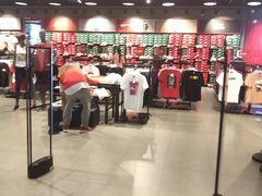 -PUMA品牌自营折扣店(武汉永旺梦乐城店)
