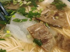 -伊北味·清真青海拉面村(延安路店)