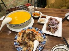 -清真·玛丽亚新疆菜主题餐厅(浙江中路店)
