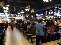 大堂-八一好吃街·高品美食广场