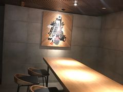 -星巴克(静安嘉里中心B2店)