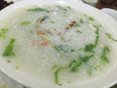 -顺峰渔港中国人的餐厅