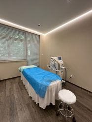 -医颜医疗美容门诊部