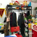 完好的衣服、玩具、电器、棉被都可以，拿来这里捐哦！！