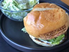 鹅肝牛肉汉堡-Cooking Man(中懋天地店)