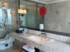 -上海宝华万豪酒店