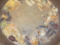 -滇香肴·云南菜蒸汽石锅鱼(云南北路店)