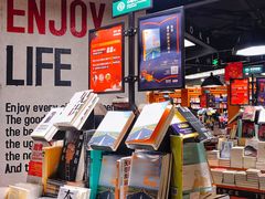 -西西弗书店&矢量咖啡(凯德晶萃广场店)