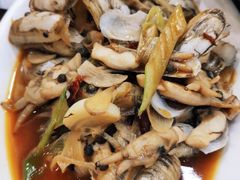 -金陵一哥龙虾馆(三牌楼总店)
