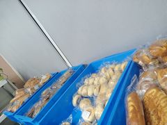 -炉边皮皮·烘焙甜品工厂店