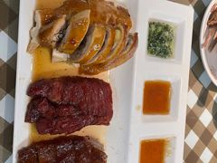 -新大咀港式茶餐厅(宝山万达店)