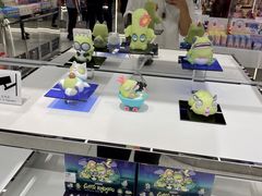 -泡泡玛特POPMART(侨福芳草地店)
